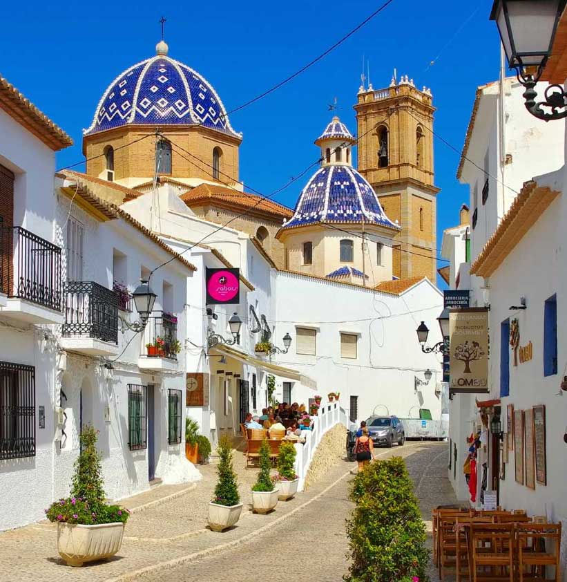 https://bbihomes.es/wp-content/uploads/2024/11/altea2.jpg