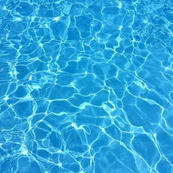 https://bbihomes.es/wp-content/uploads/2024/11/material3piscina.jpg
